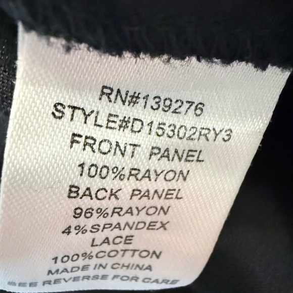 Danielrainne Black Crochet Keyhole Sleeveless Tank Top Size XL - Picture 6 of 7